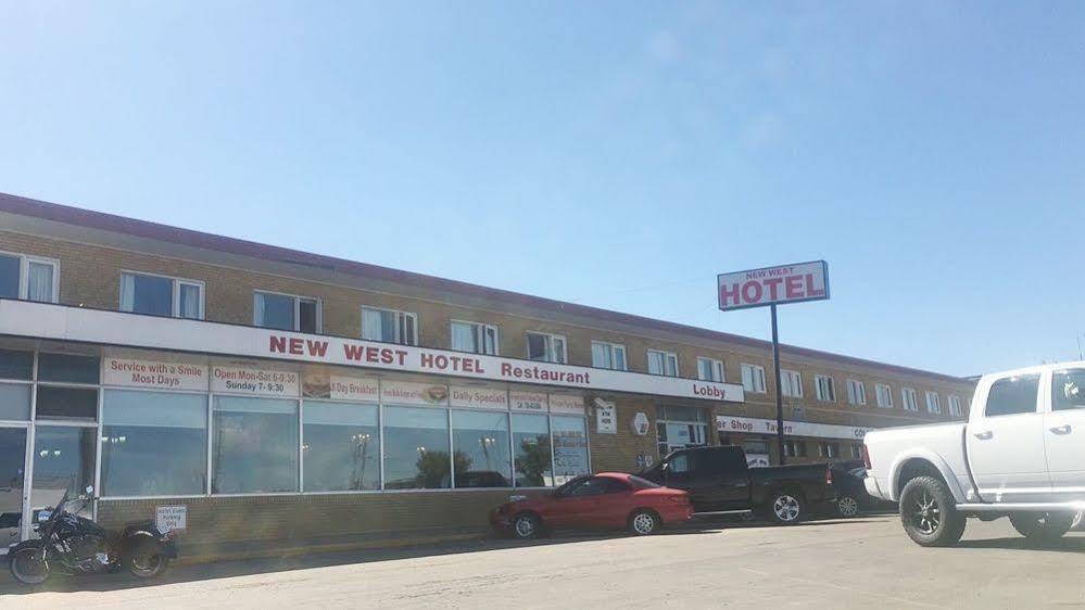 Ramada By Wyndham West Edmonton Hotel & Suites Zewnętrze zdjęcie